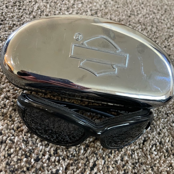 harley davidson riding sunglasses